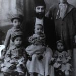 Famille du futur Grand-rabbin Ovadia Yossef (à gauche), avant 1924