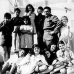 Ecole juive à Benghazi, établie par les soldats de Palestine, où figure Barsky, professeur et soldat venu du moshav (en) kfar Vitkin, 1944