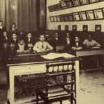 Une classe se tient dans l’école synagogale de Benghazi, avant la Seconde Guerre Mondiale